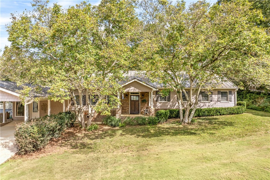 Photo of 605 LEE ROAD 346, Salem, AL 36874 (MLS # 182651)