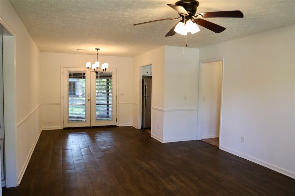 Photo of 710 FARISH Street, Opelika, AL 36801 (MLS # 182070)