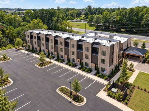 Photo of 1314 VINTAGE Drive, Auburn, AL 36830 (MLS # 179318)