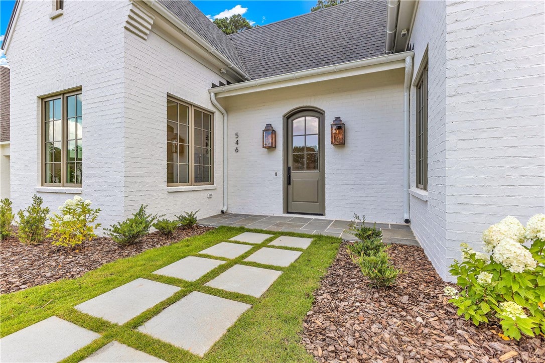 546 ARBOR Drive
