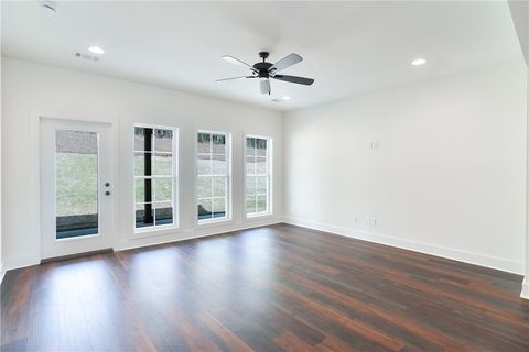 234 SUMMER Street Opelika AL 36804