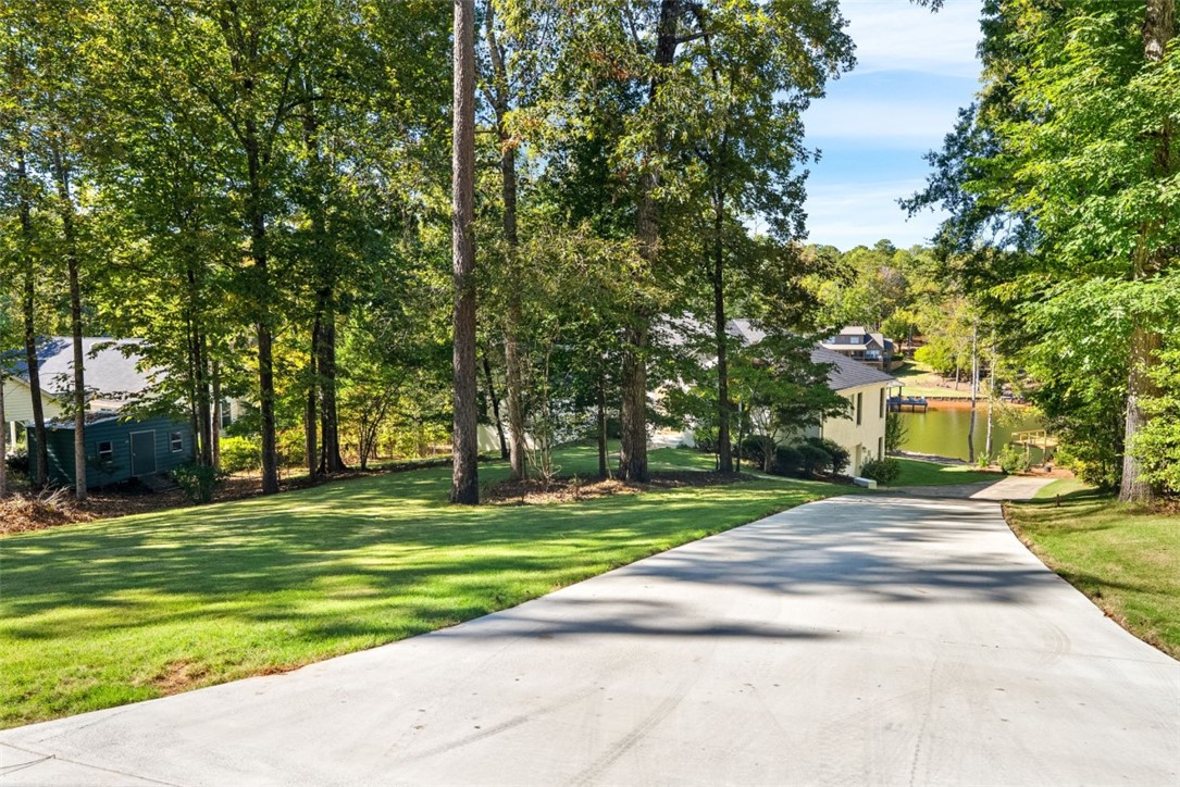 156 CROOKED ARROW Drive