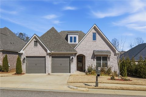 604 OVERBROOK Lane Auburn AL 36830