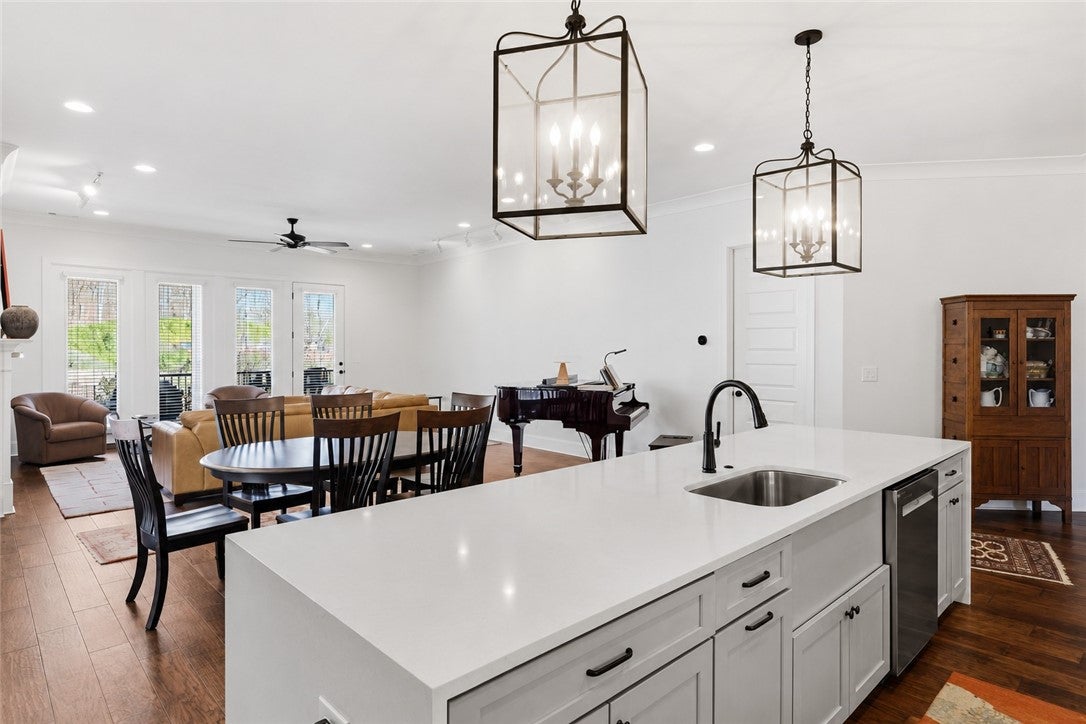 604 OVERBROOK Lane