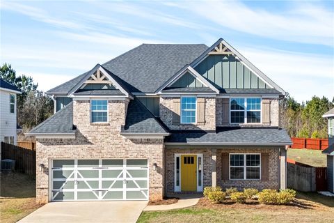 Photo of 738 WYNDHAM VILLAGE Court, Opelika, AL 36804 (MLS # 178336)