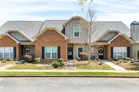 Photo of 1630 ACADEMY Drive #606, Auburn, AL 36830 (MLS # 179415)