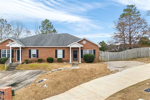 741 MEAGAN Lane Auburn AL 36832