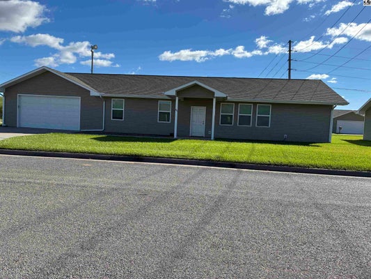 65 DES MOINES AVE, SOUTH HUTCHINSON, KS 67505 - Image 0541c3cf8af7f0d7be2ca8f02661deb5/2033507546