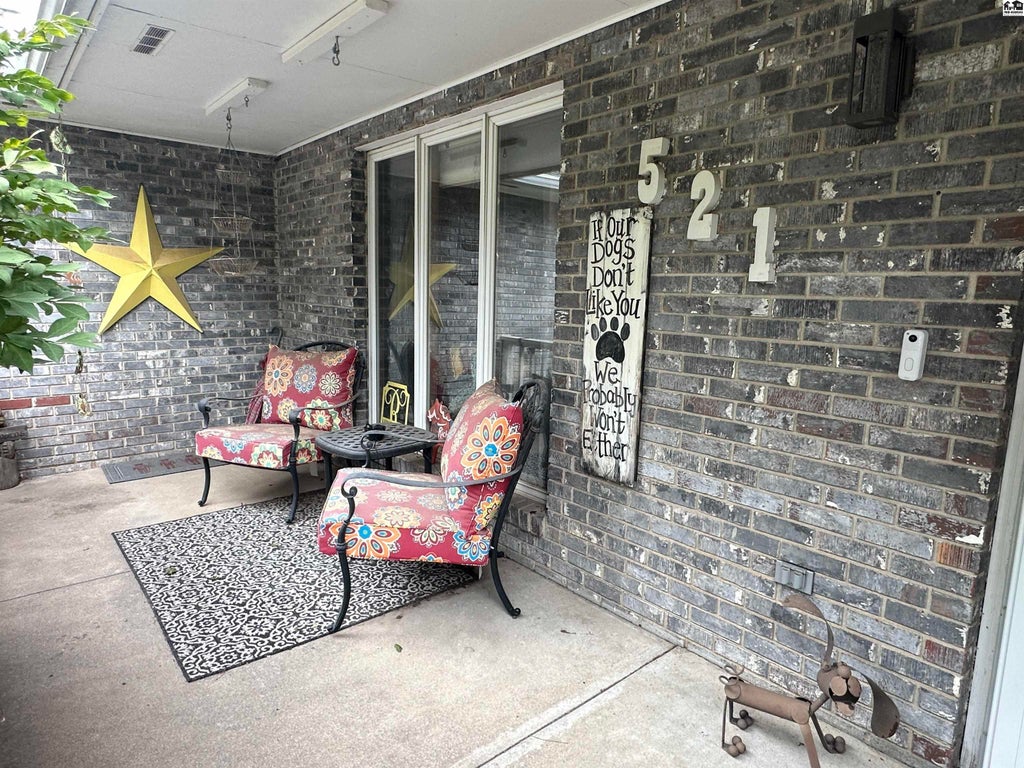 Photo of 521 Oak Park Dr, McPherson, KS 67460 (MLS # 55531)