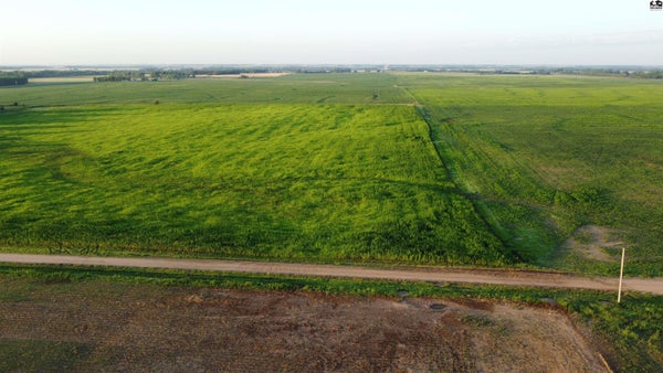 W BOUNDARY RD, PRETTY PRAIRIE, KS 67570 - Image 652b3255fd2b1c4da5a91ecd916bcd42/3727201090