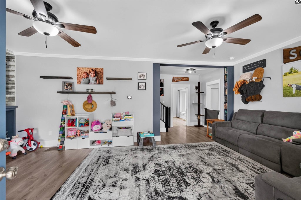 Photo of 1012 S Elm St, McPherson, KS 67460 (MLS # 55582)