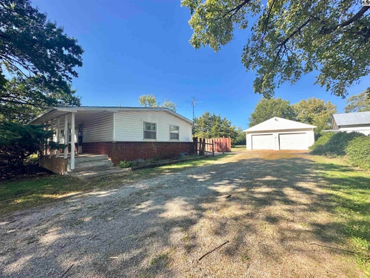 5208 W PRETTY PRAIRIE RD, PRETTY PRAIRIE, KS 67570 - Image 957085f2d9bcddf14ecdca287f05d31b/1002464591