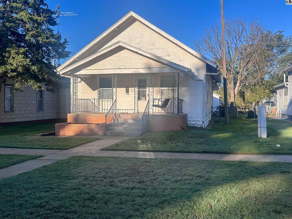 Photo of 205 N Iuka St, Pratt, KS 67124 (MLS # 55619)