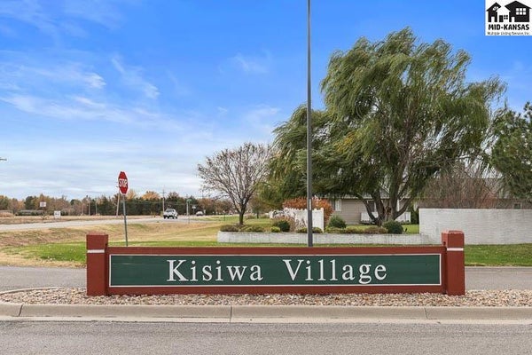 3 KISIWA VILLAGE RD, HUTCHINSON, KS 67502 - Image a3c2deb9aac80c4c10de8a08fb6ca351/2453813558