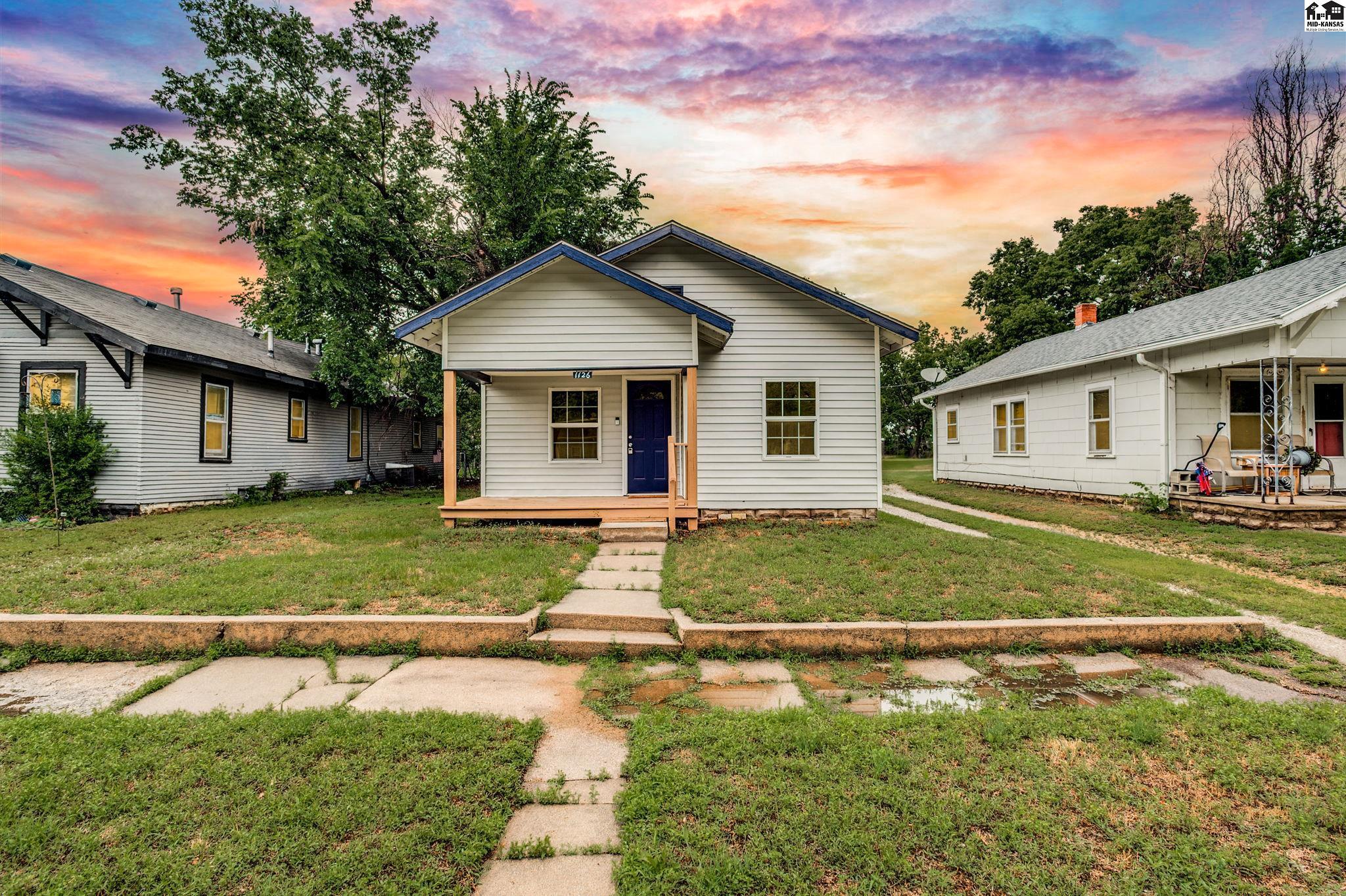 Hutchinson, Kansas 67501, United States, 3 Bedrooms Bedrooms, ,1 BathroomBathrooms,Residential,Active,178972 Hutchinson, Kansas 67501, United States, 3 Bedrooms Bedrooms, ,1 BathroomBathrooms,Residential,Active,178972