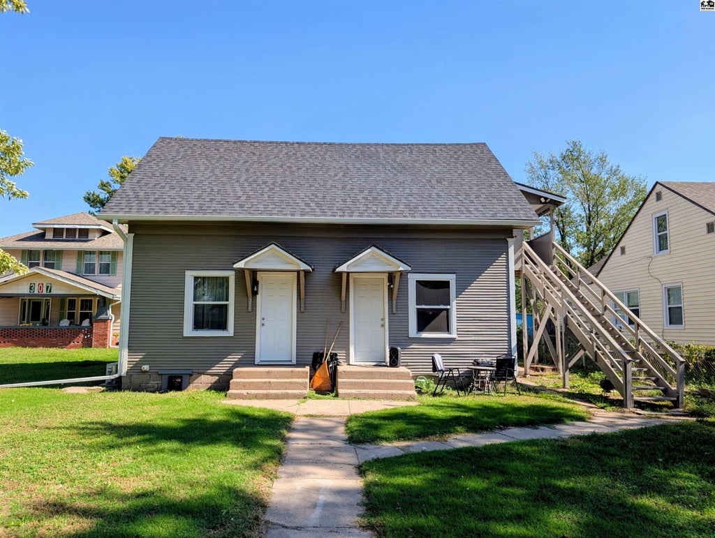 Photo of 3113135 S Hickory St, McPherson, KS 67460 (MLS # 55674)