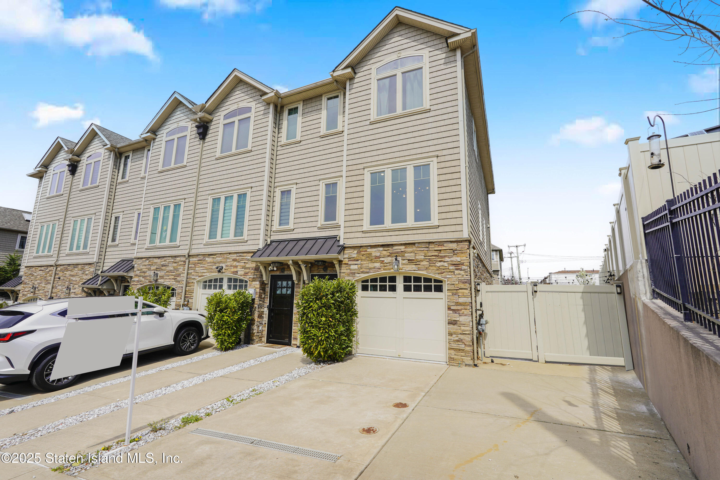 143 Roman Avenue, Staten Island, New York image 2