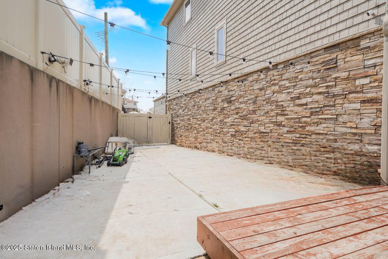 143 Roman Avenue, Staten Island, New York image 31