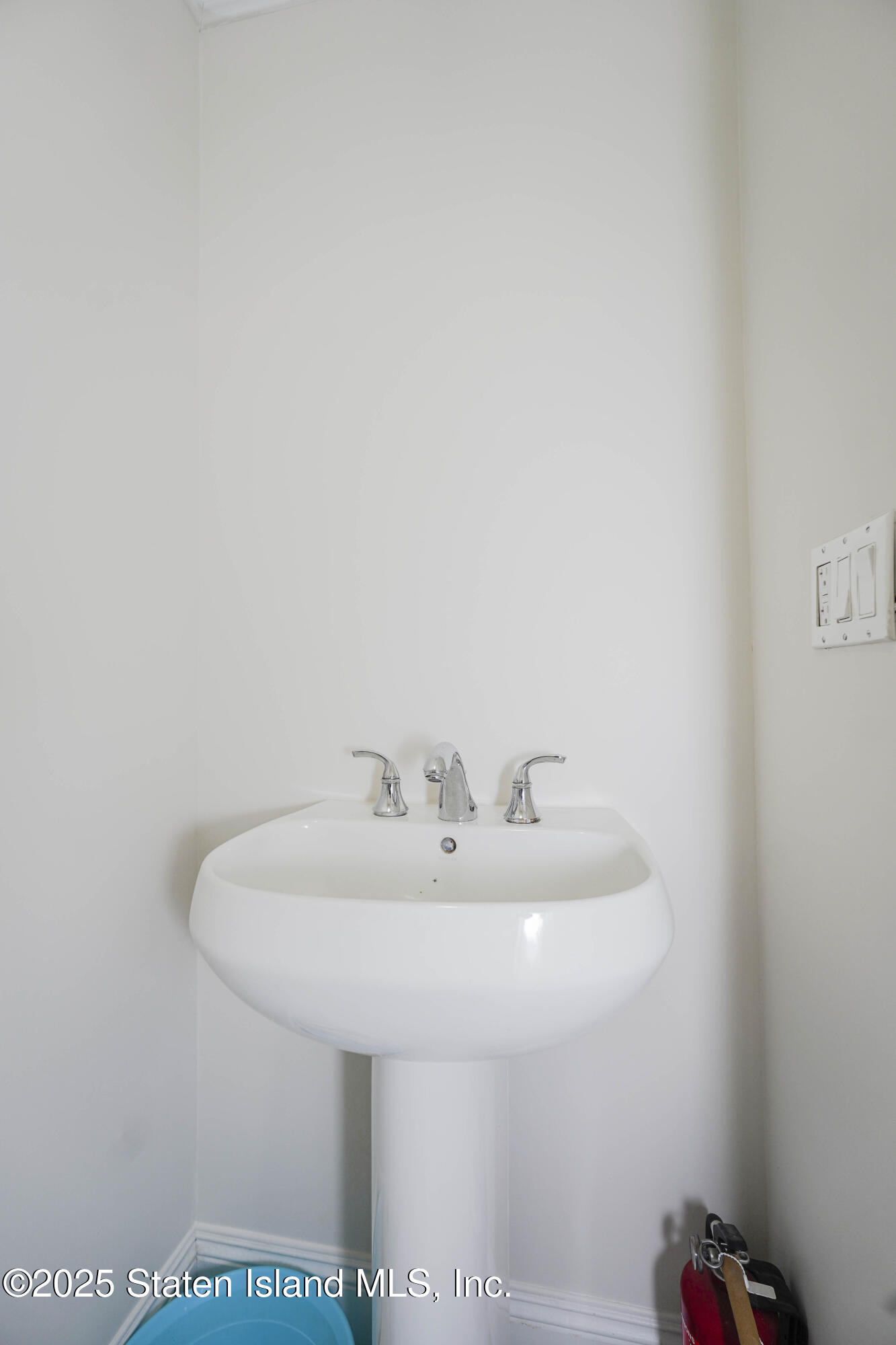 143 Roman Avenue, Staten Island, New York image 13