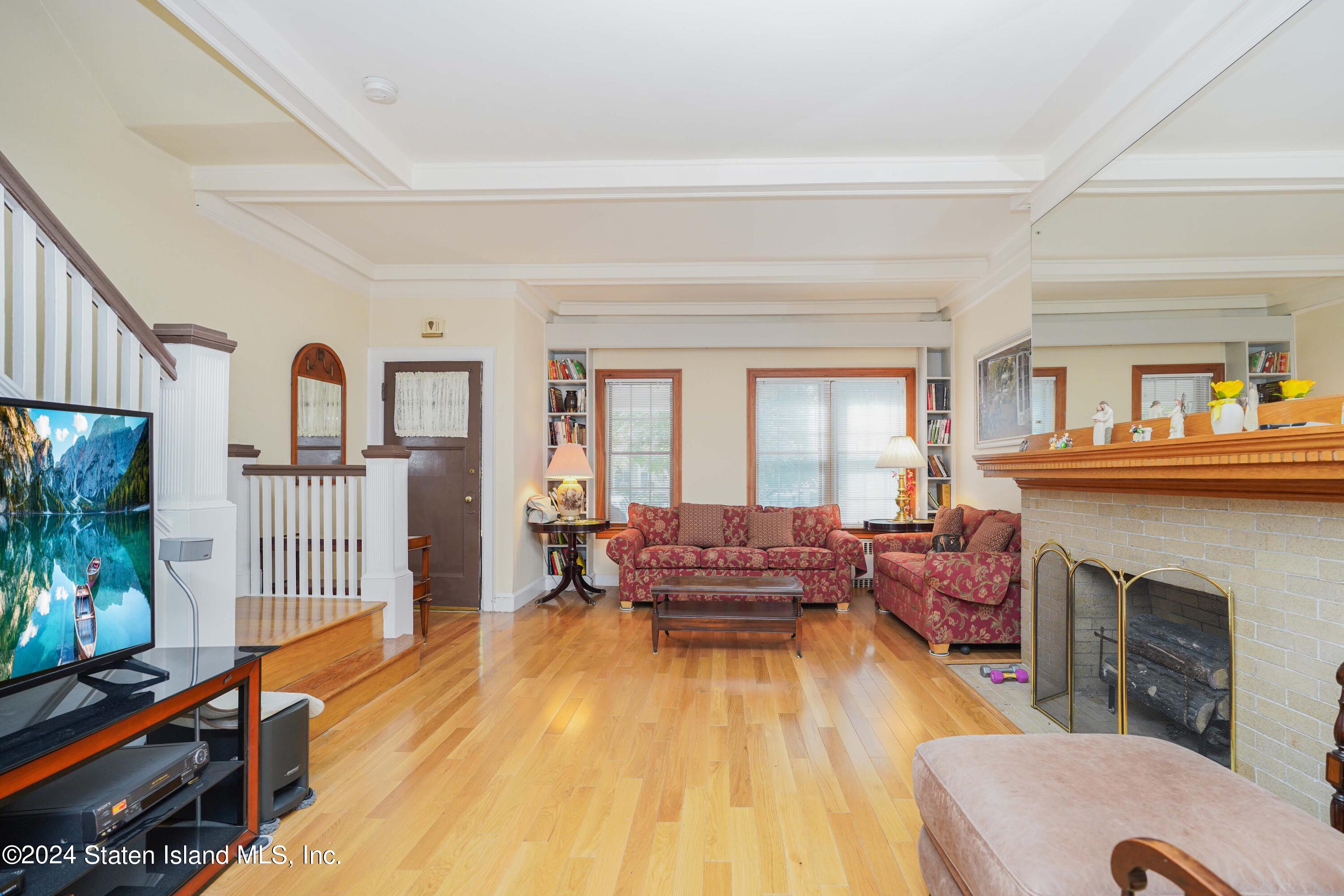 211 Beverley Road, Brooklyn, New York image 9