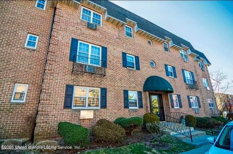 Photo of 406 Maryland Avenue #1d, Staten Island, NY 10305 (MLS # 2600436)