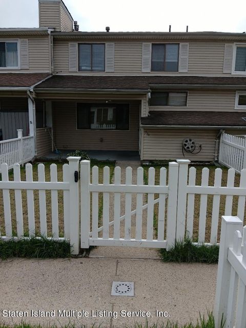 Photo of 37 Melissa Street #A, Staten Island, NY 10314 (MLS # 1165373)