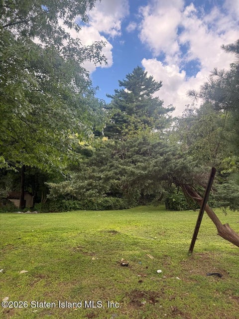 Vacant Land For Sale - 766 Todt Hill Road<br/> Staten Island, NY 10304