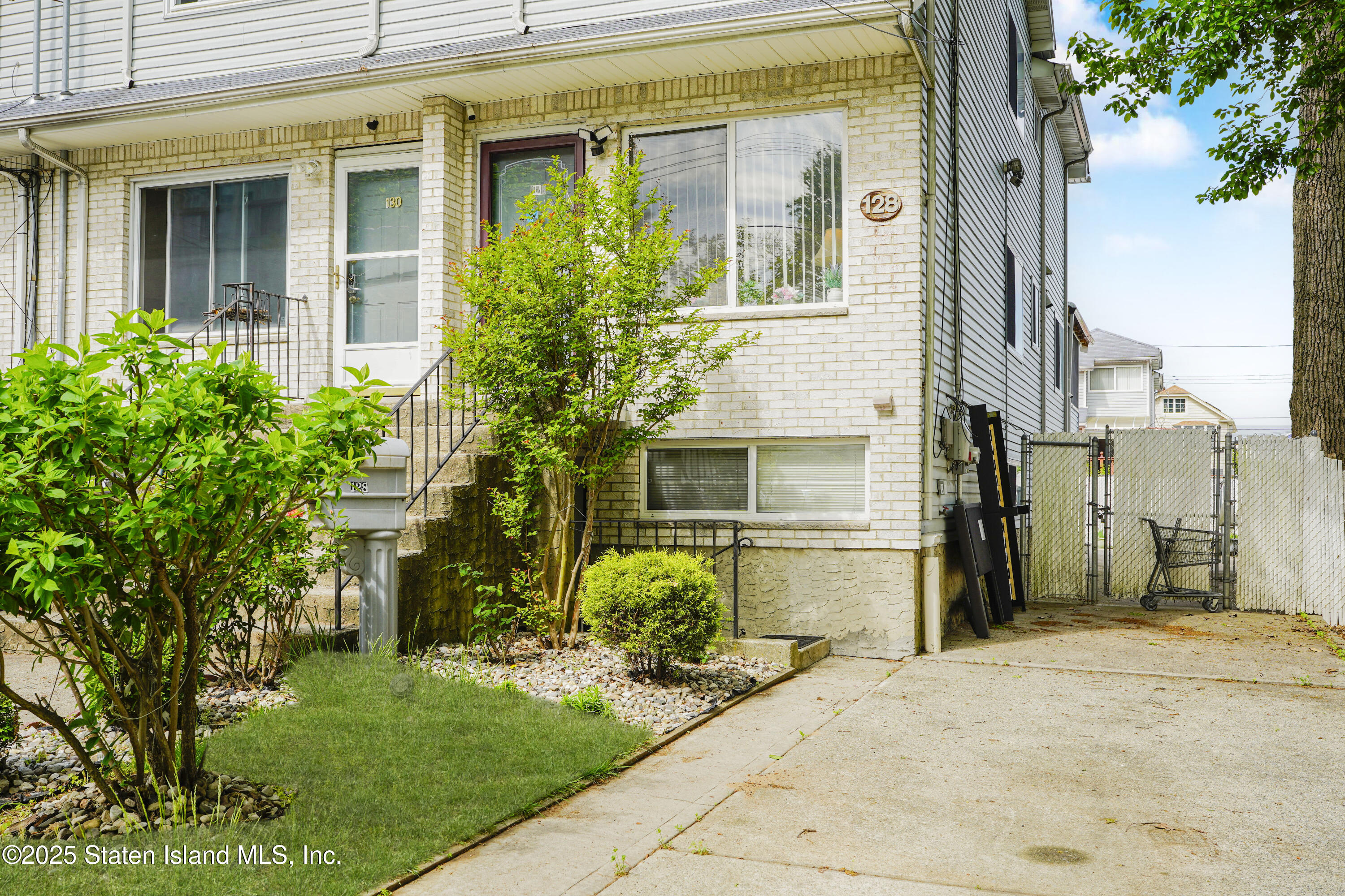 128 Bruckner Avenue, Staten Island, New York image 5