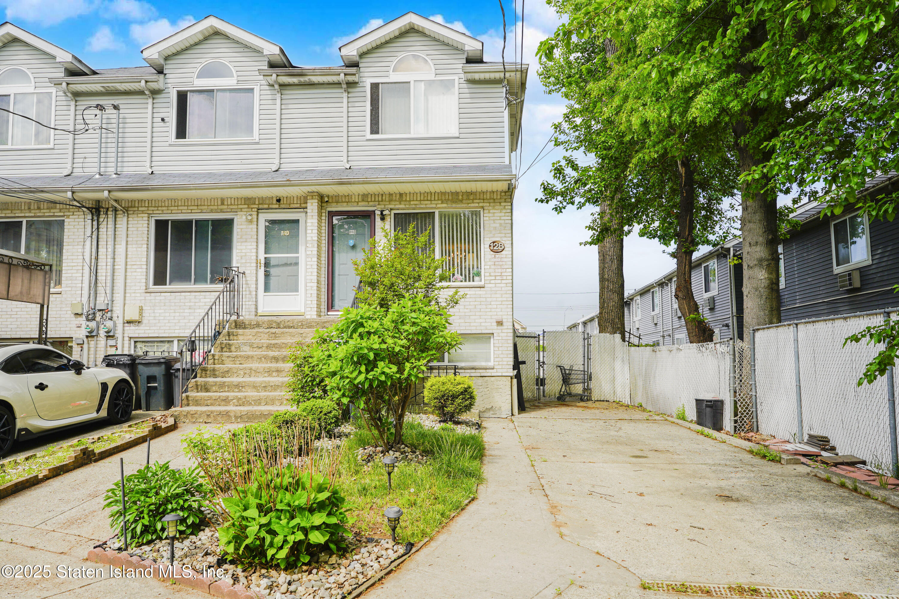 128 Bruckner Avenue, Staten Island, New York image 1