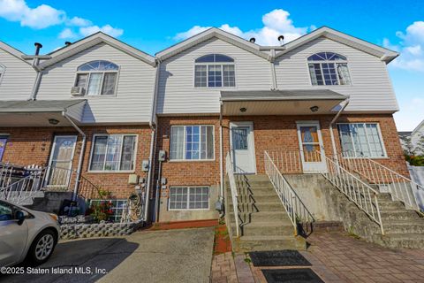 Photo of 26 Shiloh Street, Staten Island, NY 10314 (MLS # 2506948)
