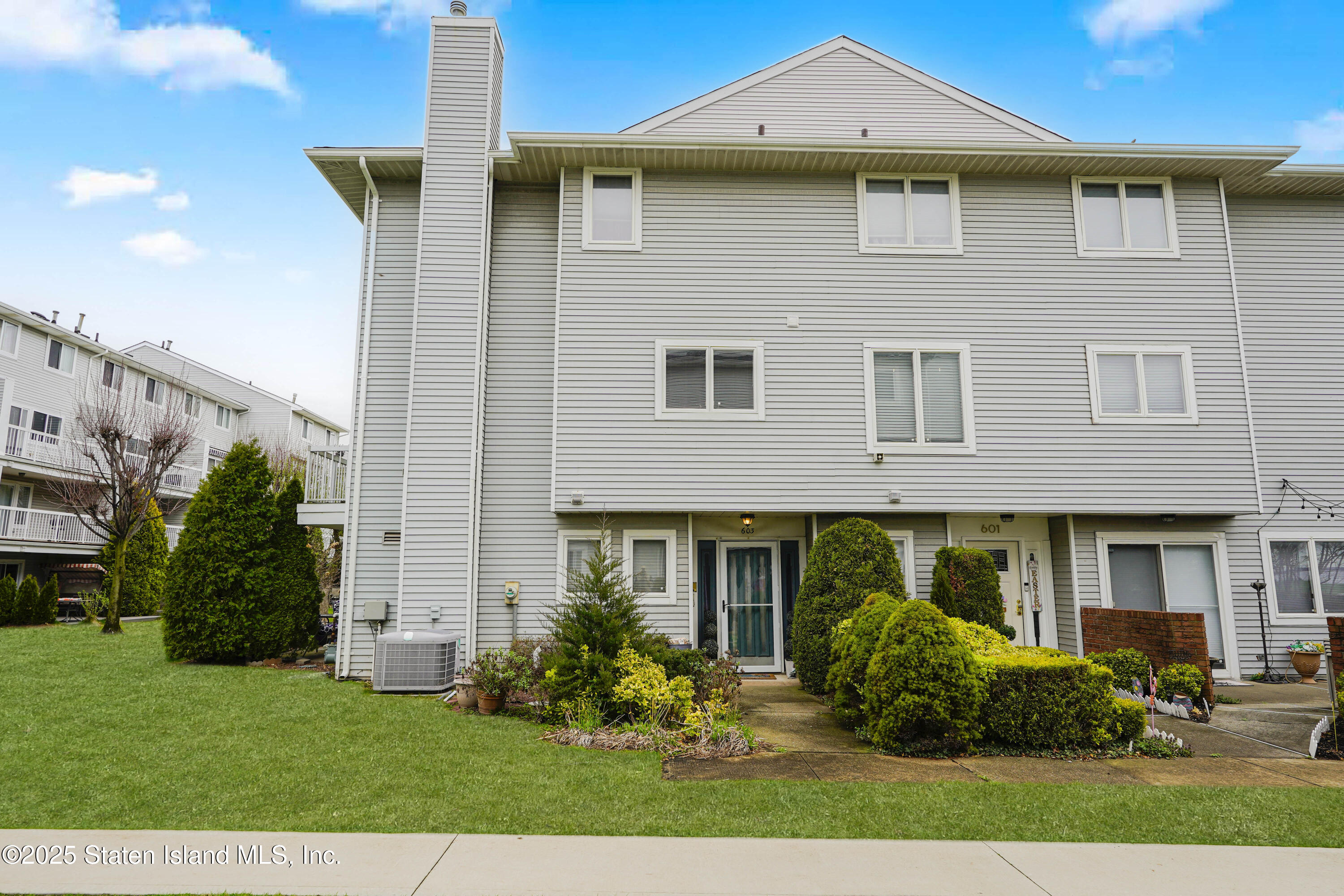 603 Johnston Terrace, Staten Island, New York image 2