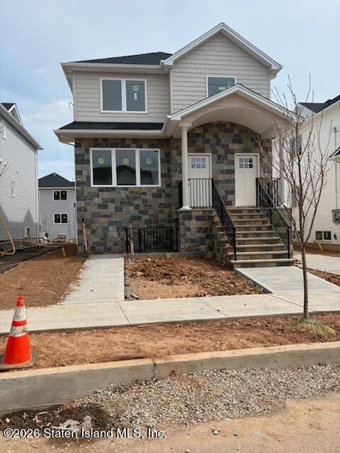 Photo of 91 Bombay Street, Staten Island, NY 10309 (MLS # 2505132)