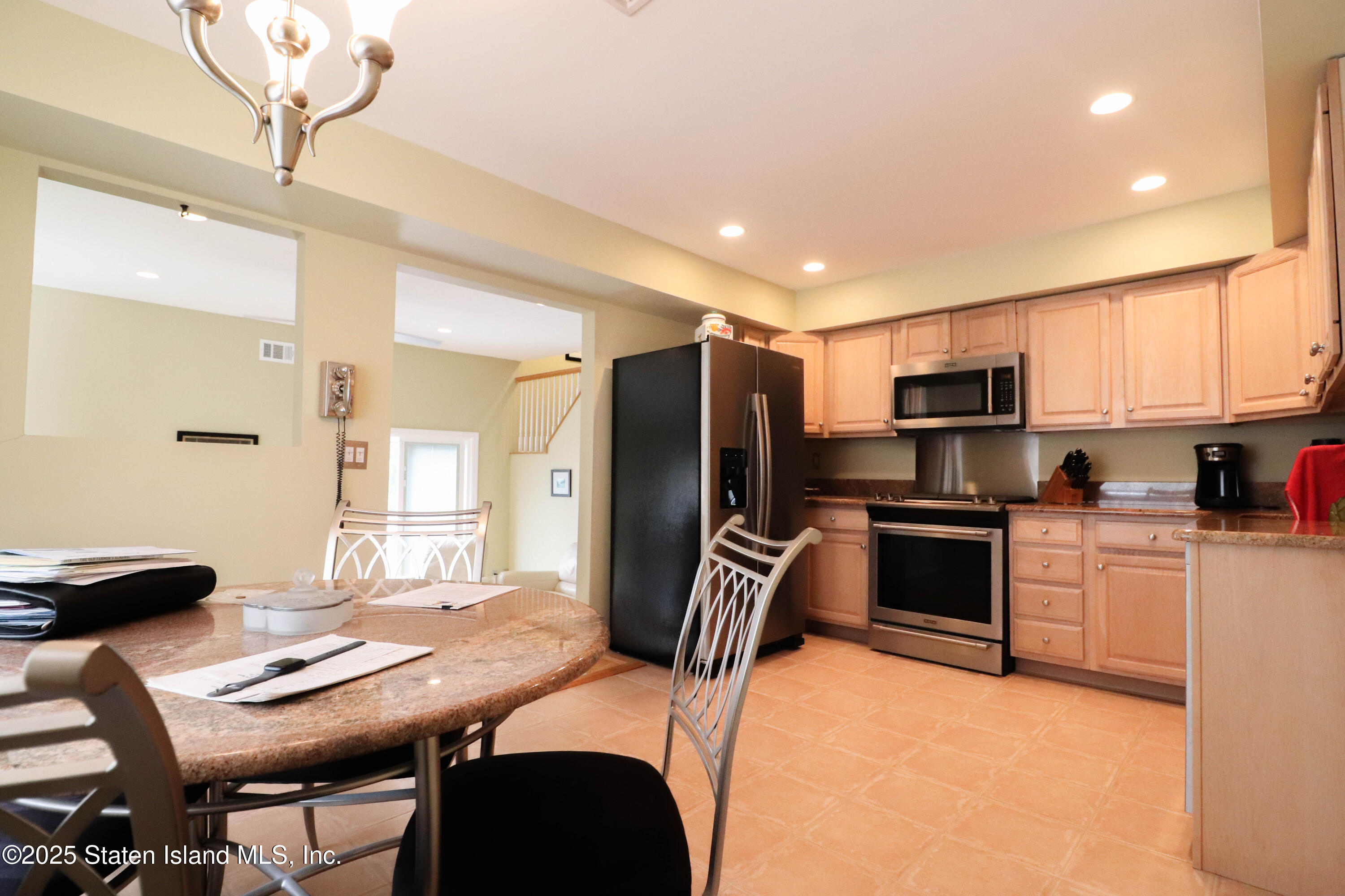 21 Coral Court, Staten Island, New York image 6