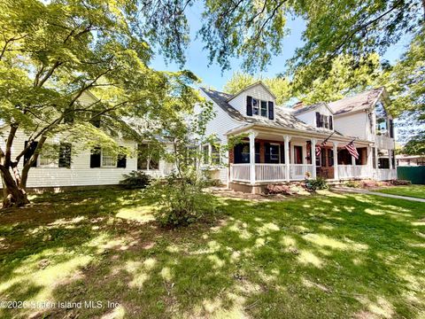 Photo of 181 Kennington Street, Staten Island, NY 10308 (MLS # 2603025)