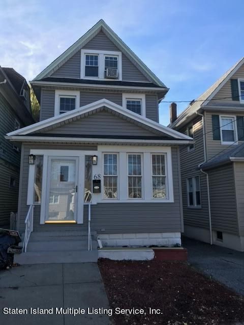 Photo of 68 Watchogue Road, Staten Island, NY 10314 (MLS # 1165620)