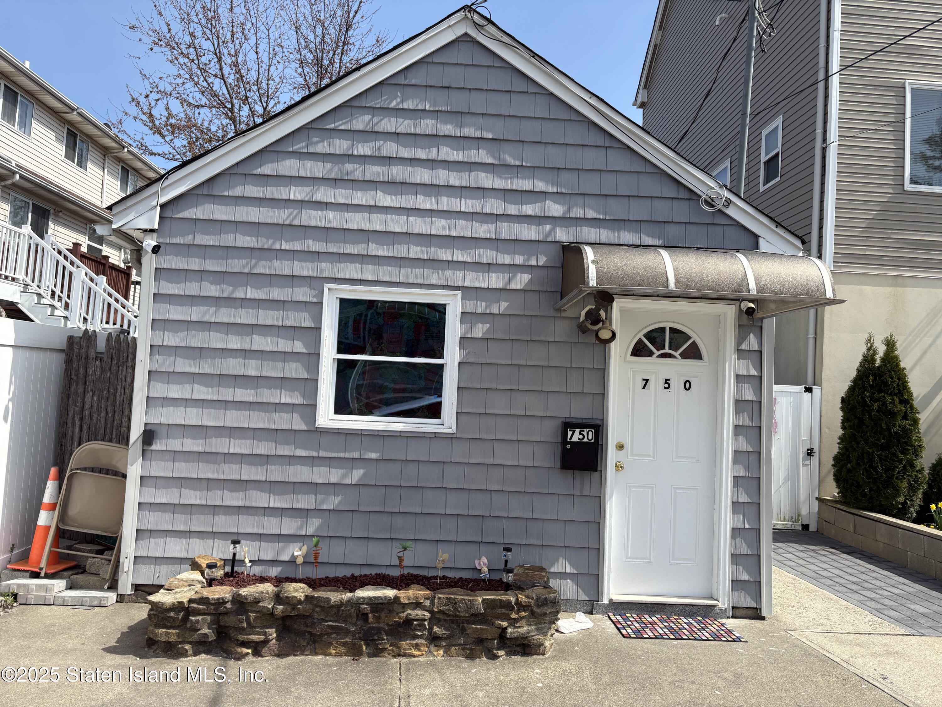 750 Patterson Avenue, Staten Island, New York image 1