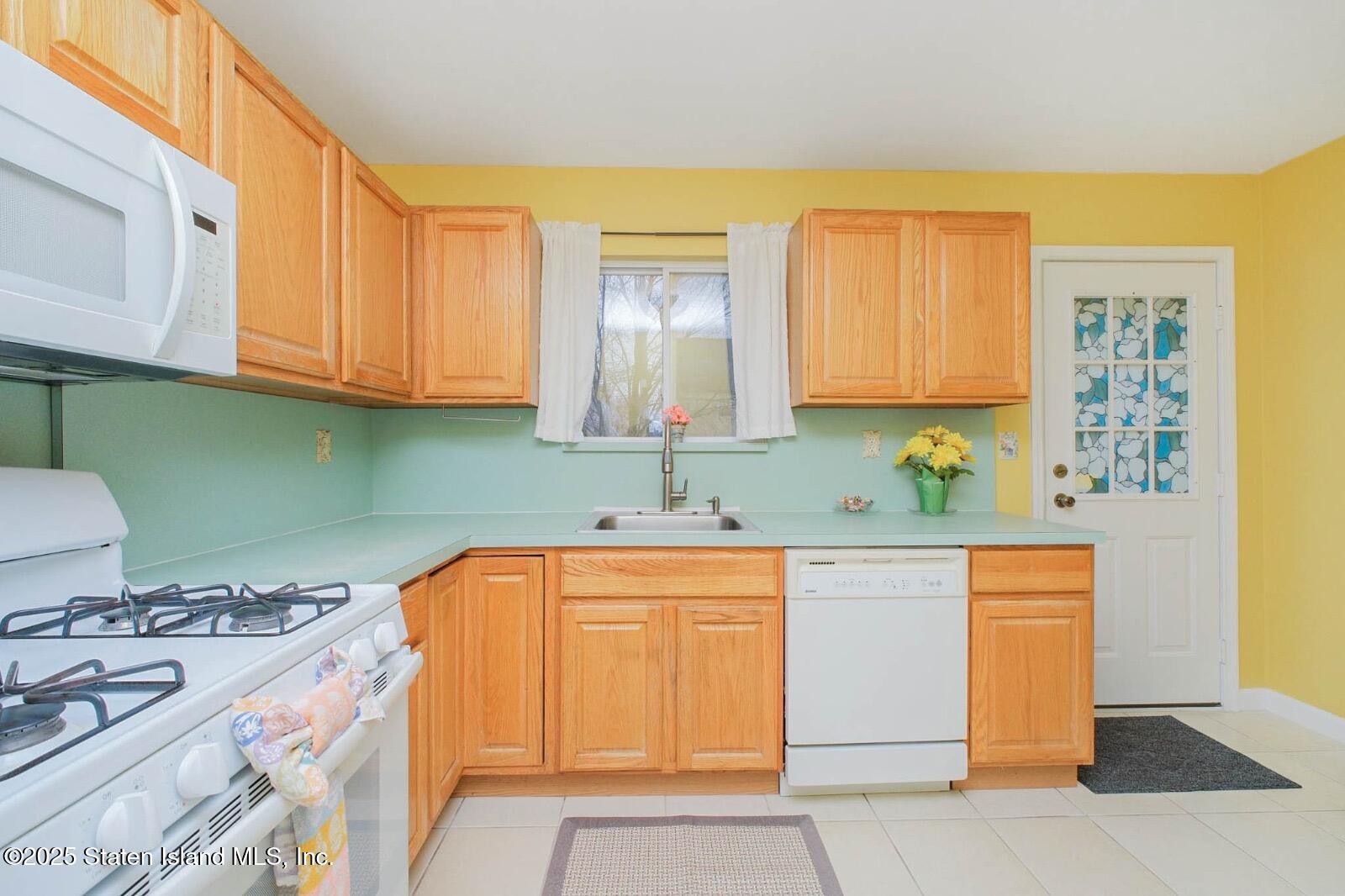 25 Lyceum Court, Staten Island, New York image 14
