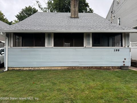 Photo of 199 Elizabeth Street, Staten Island, NY 10310 (MLS # 2404534)