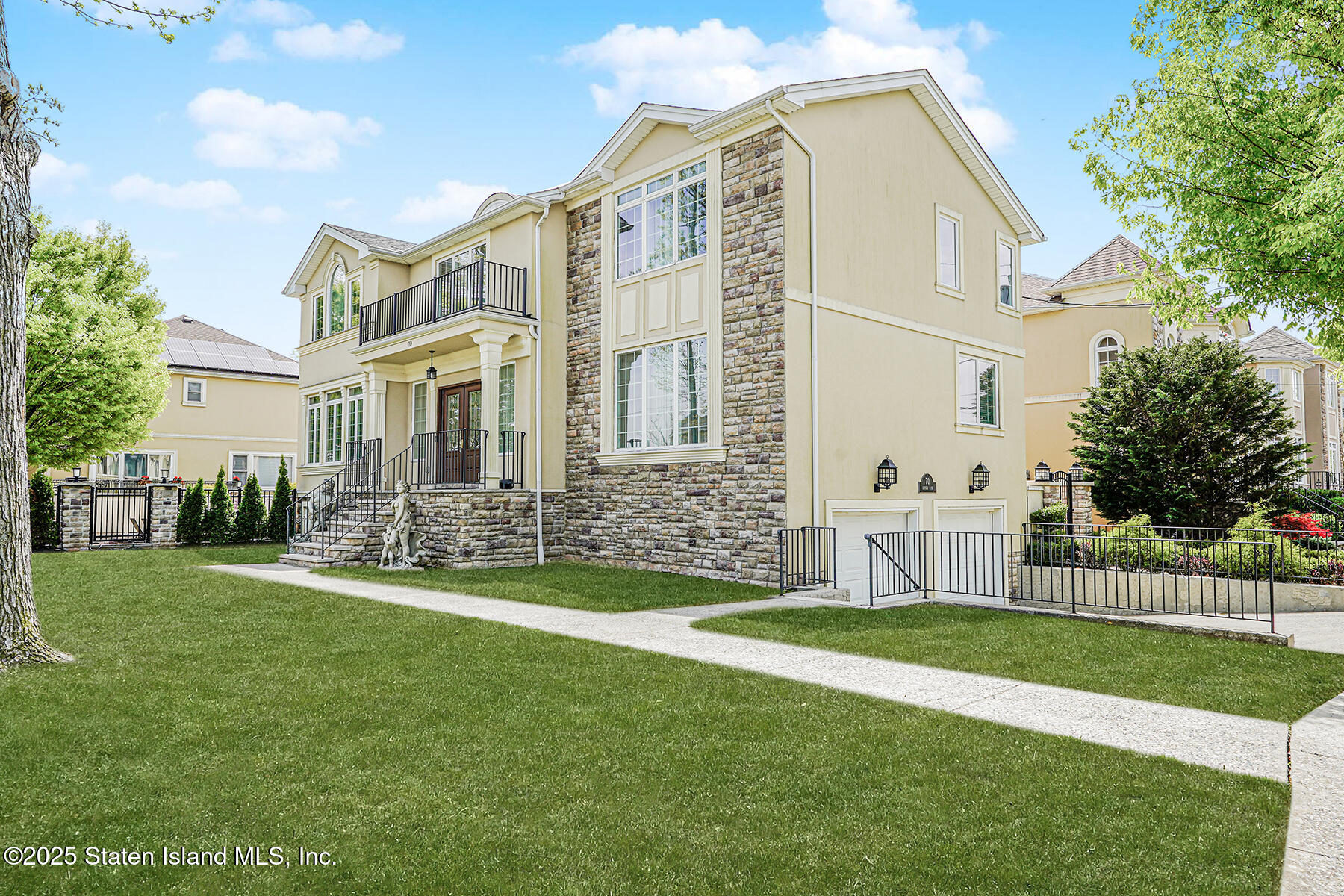 70 Bayside Lane, Staten Island, New York image 3