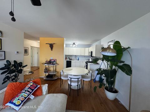 Photo of 6 New Lane #I, Staten Island, NY 10305 (MLS # 2506479)