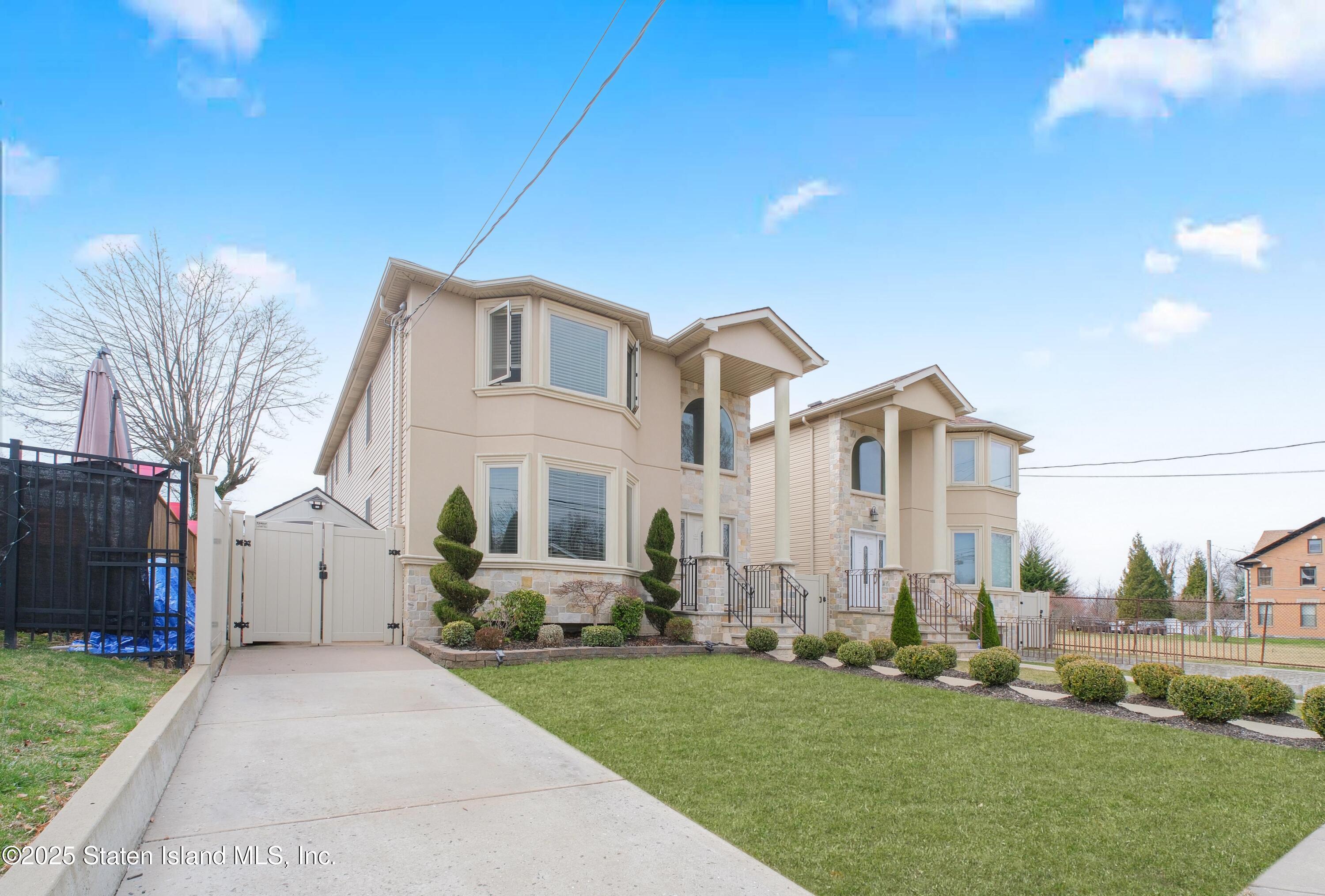 394 Clarke Avenue, Staten Island, New York image 2