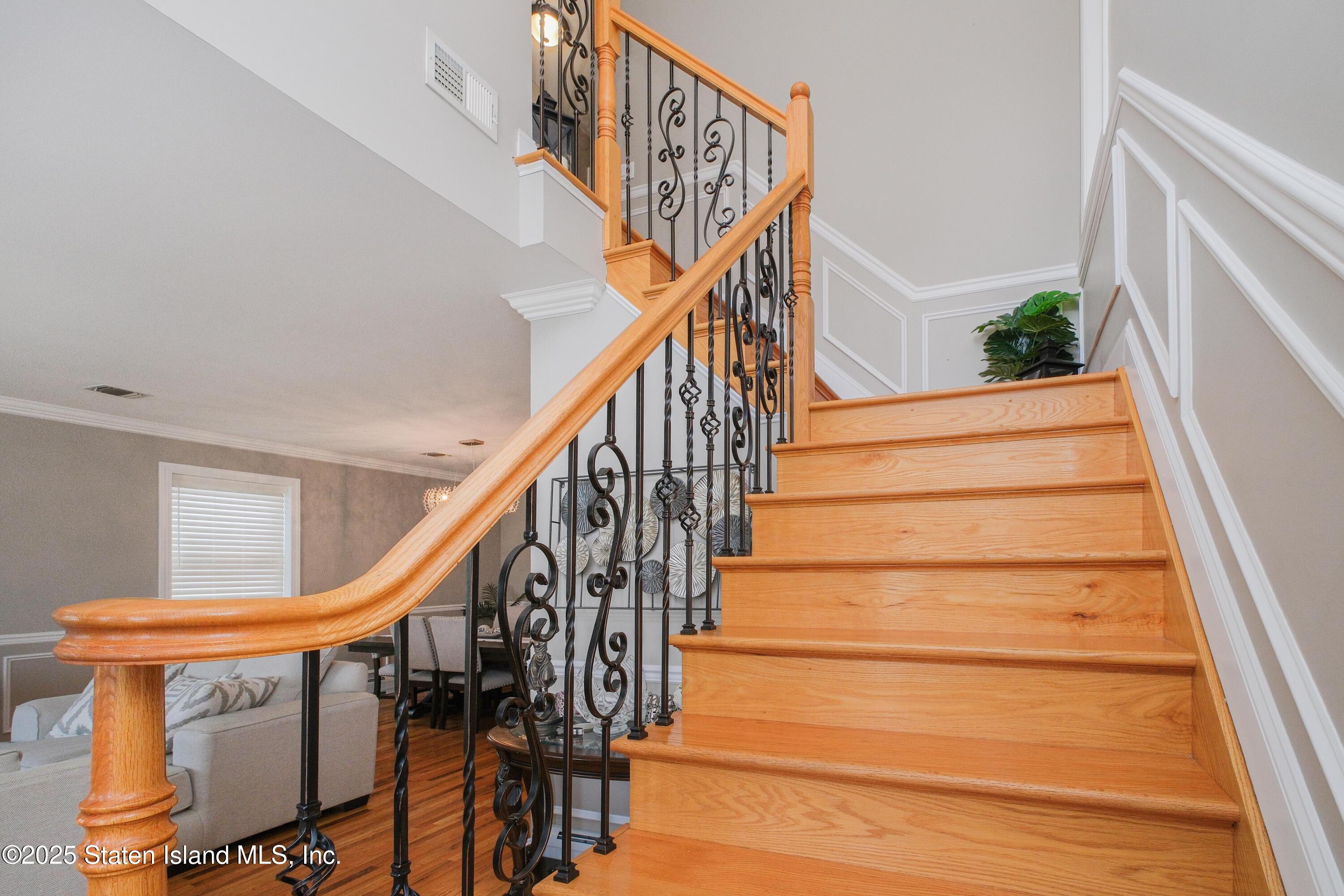 394 Clarke Avenue, Staten Island, New York image 42