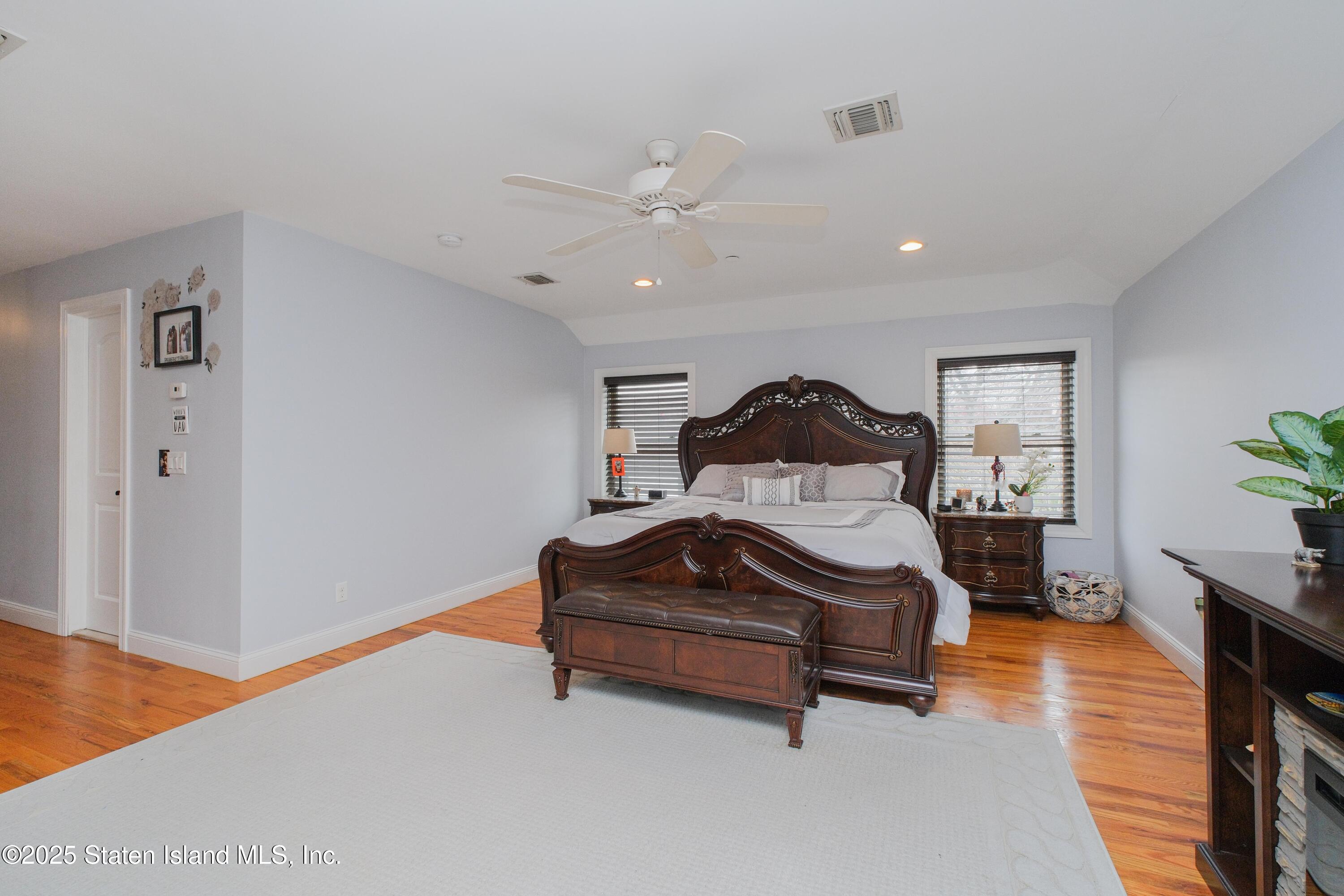 394 Clarke Avenue, Staten Island, New York image 33