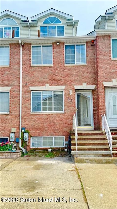 Photo of 33 Lillie Lane, Staten Island, NY 10314 (MLS # 2602089)