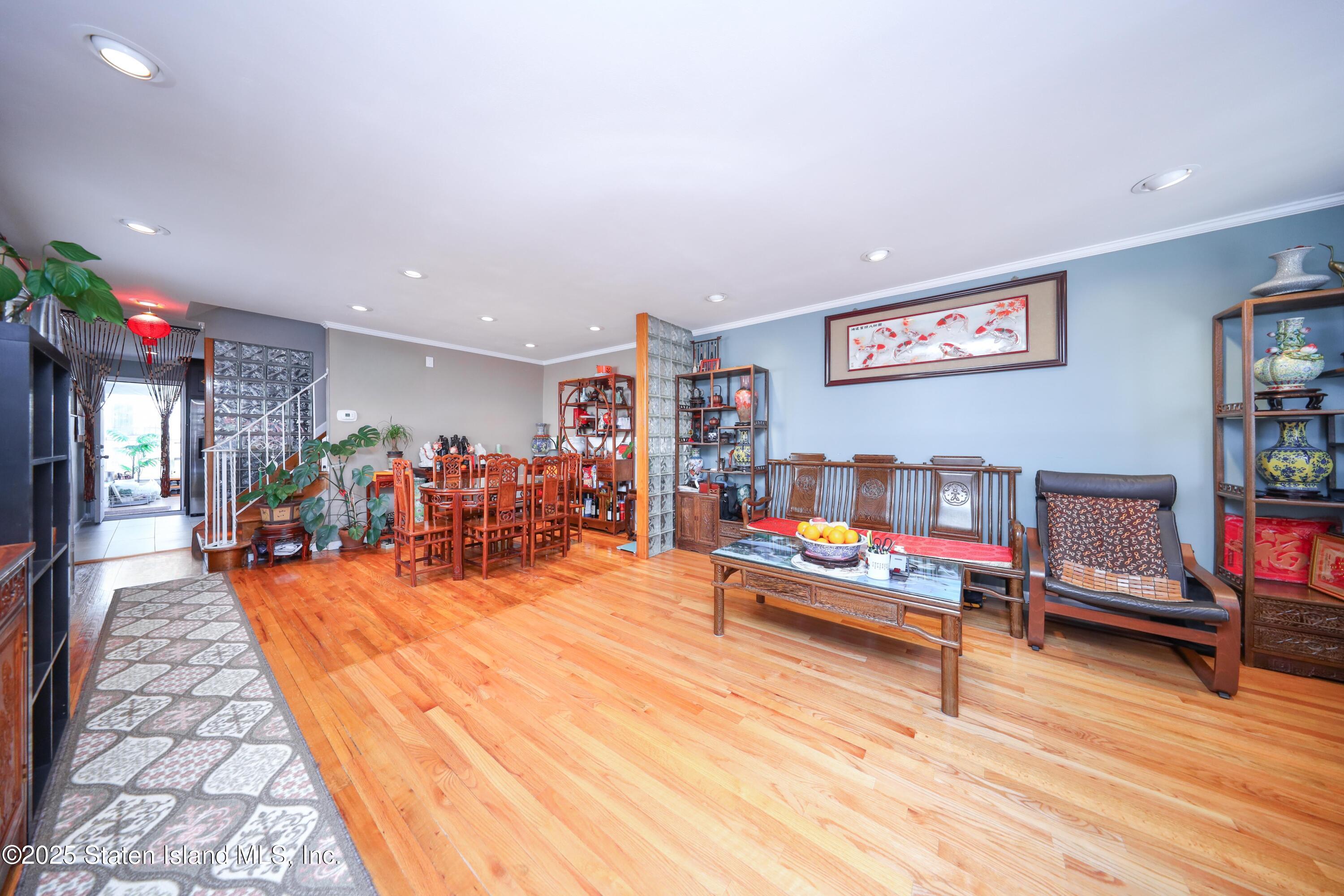 76 Boundary Avenue, Staten Island, New York image 7