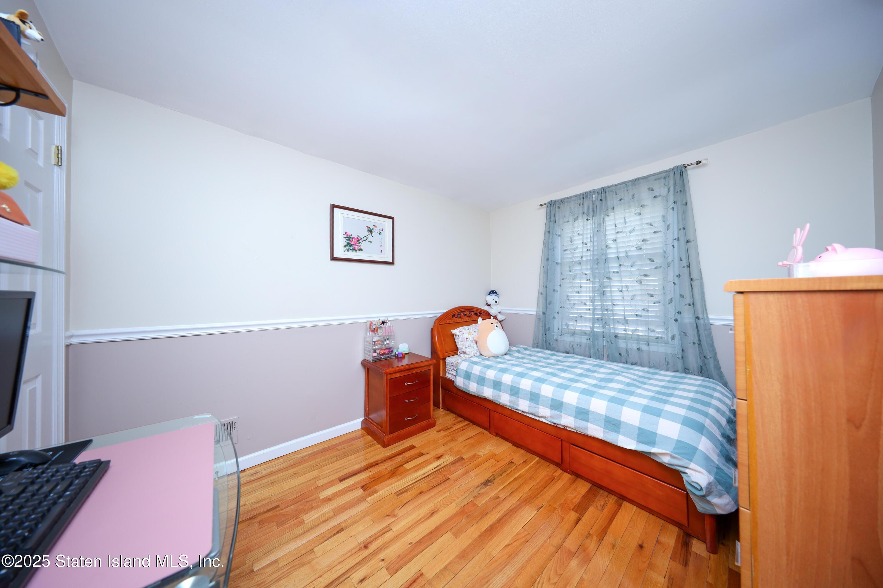 76 Boundary Avenue, Staten Island, New York image 9
