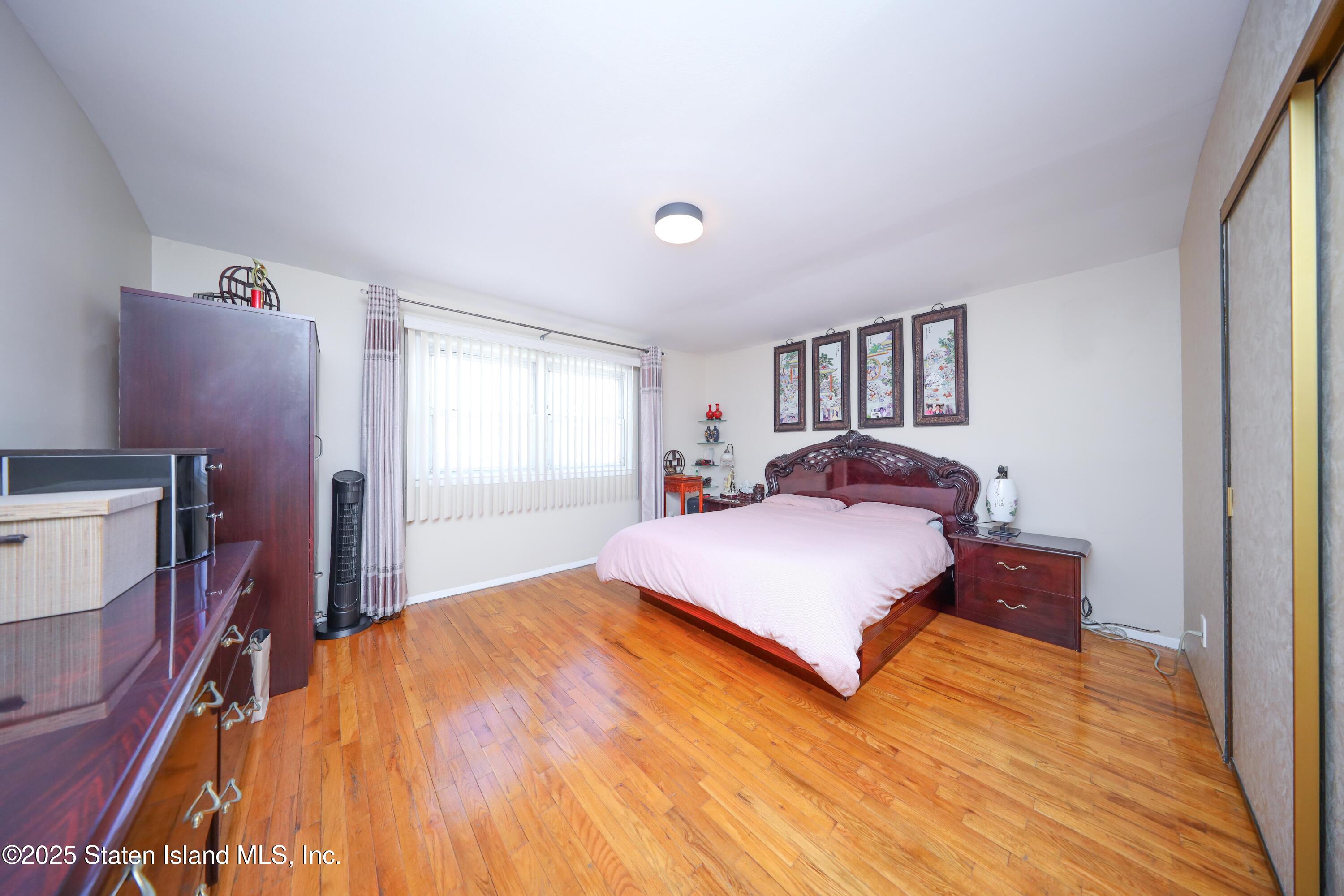 76 Boundary Avenue, Staten Island, New York image 23