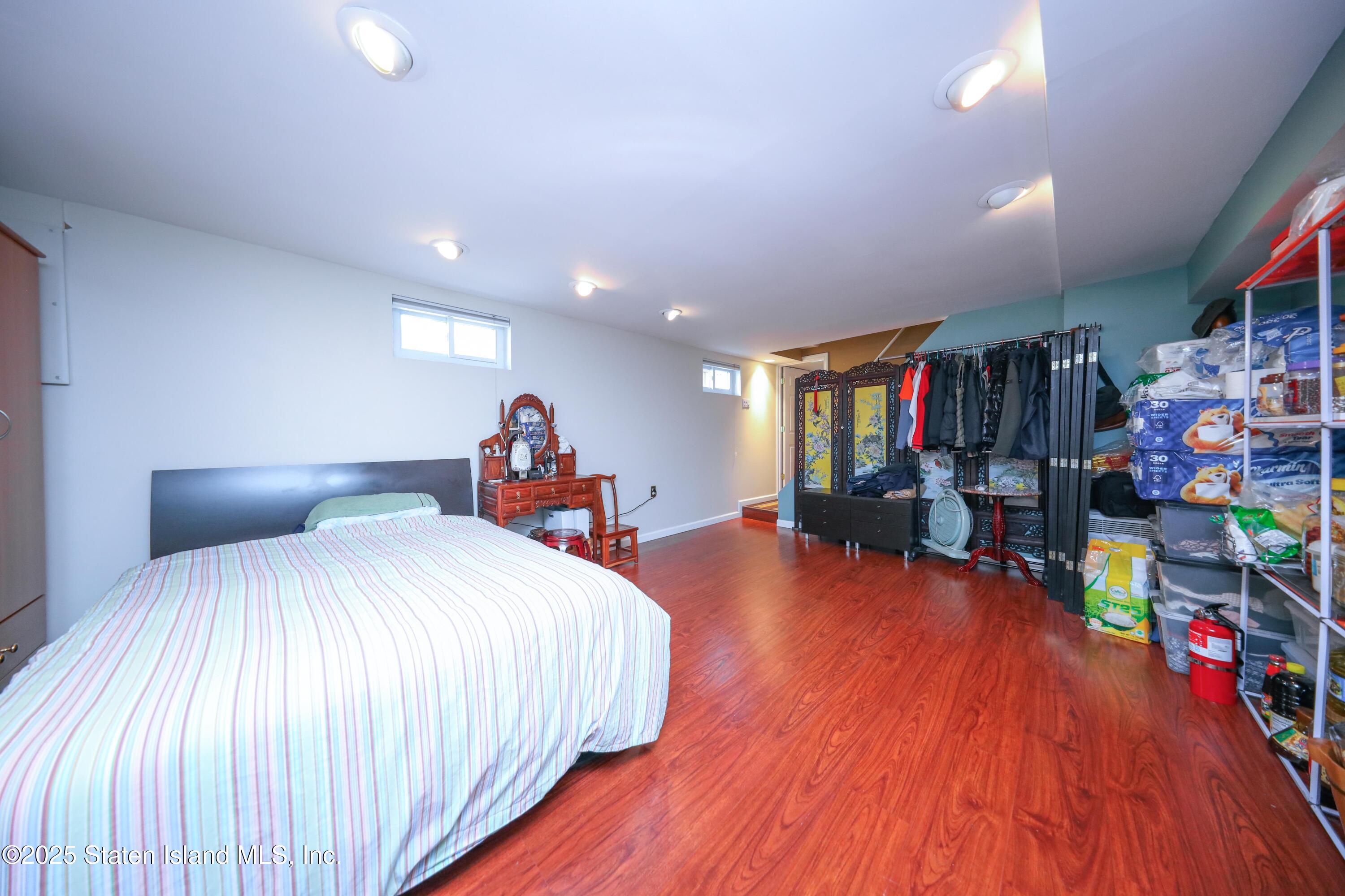 76 Boundary Avenue, Staten Island, New York image 22