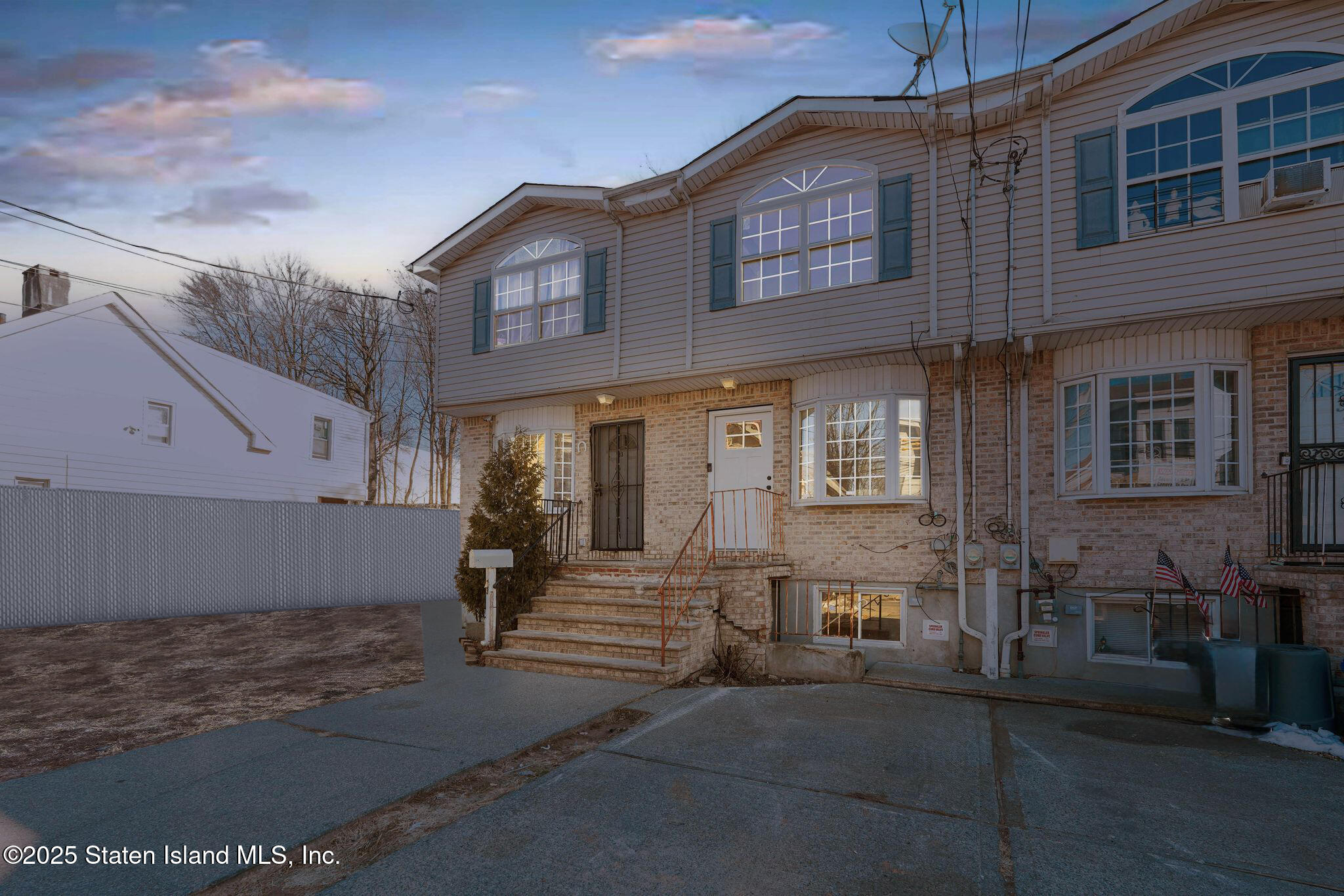 35 Alaska Street, Staten Island, New York image 3