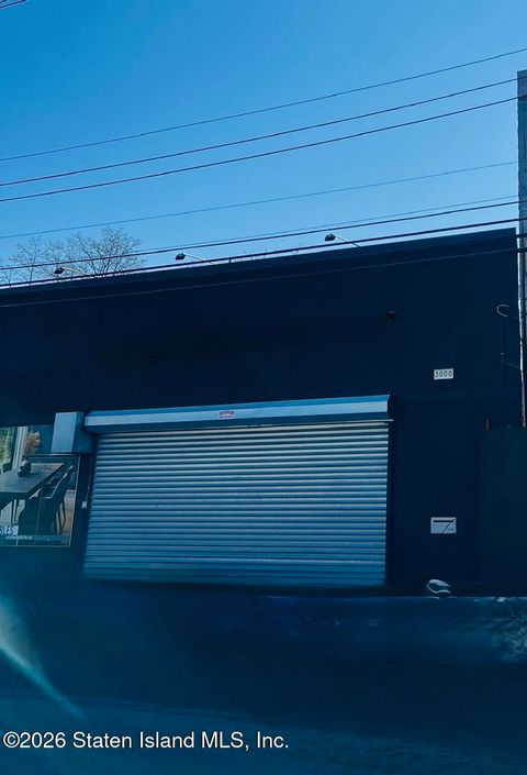 Photo of 3000 Richmond Terrace, Staten Island, NY 10303 (MLS # 2601120)